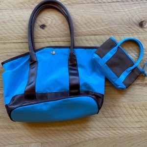 Blue and brown tote bag set
